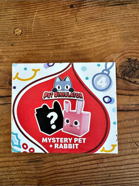 Pet Simulator Mystery Pet + Rabbit Toy NWT